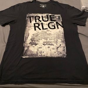 True religion black tee shirt